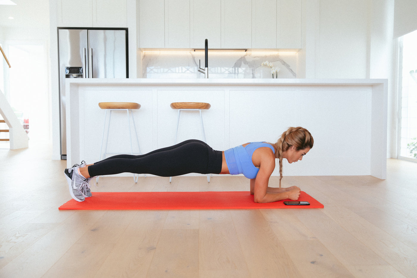 How To Plank Correctly_Blog_The Bod_Sophie Guidolin
