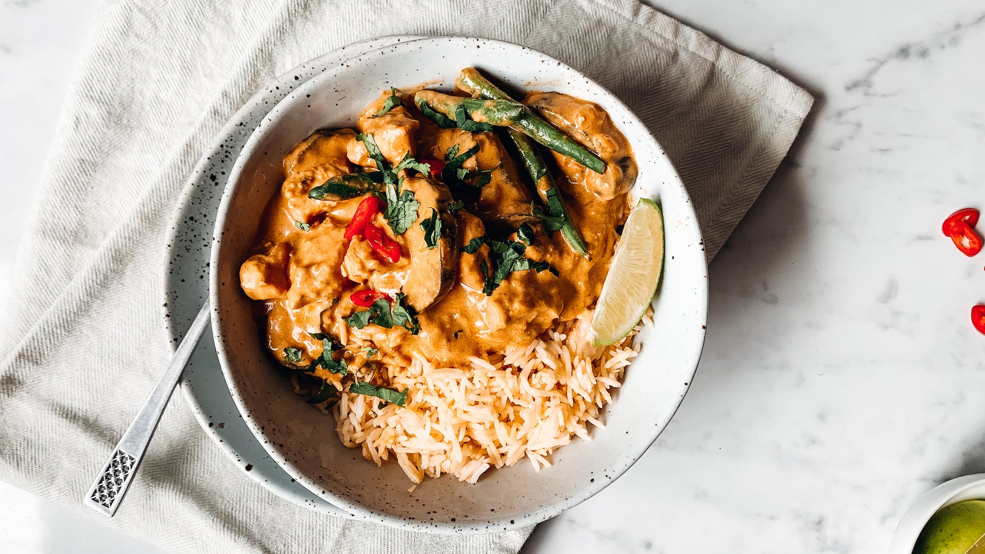 5 Meal Prep Recipe Ideas_Peanut curry chicken_THE BOD Free Recipe